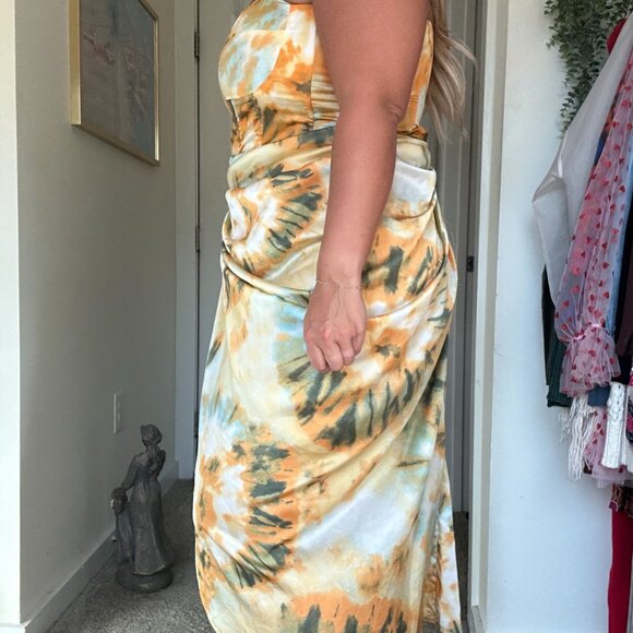 PRETTY LITTLE THING TWO PIECE RUCHED SET - Picture 12 of 14